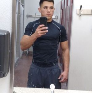 Meet your Posher, Eduardo